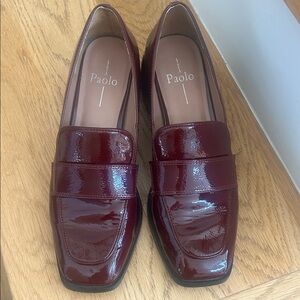 Linea Paolo Women's burgundy patent heeled loafers sz 8